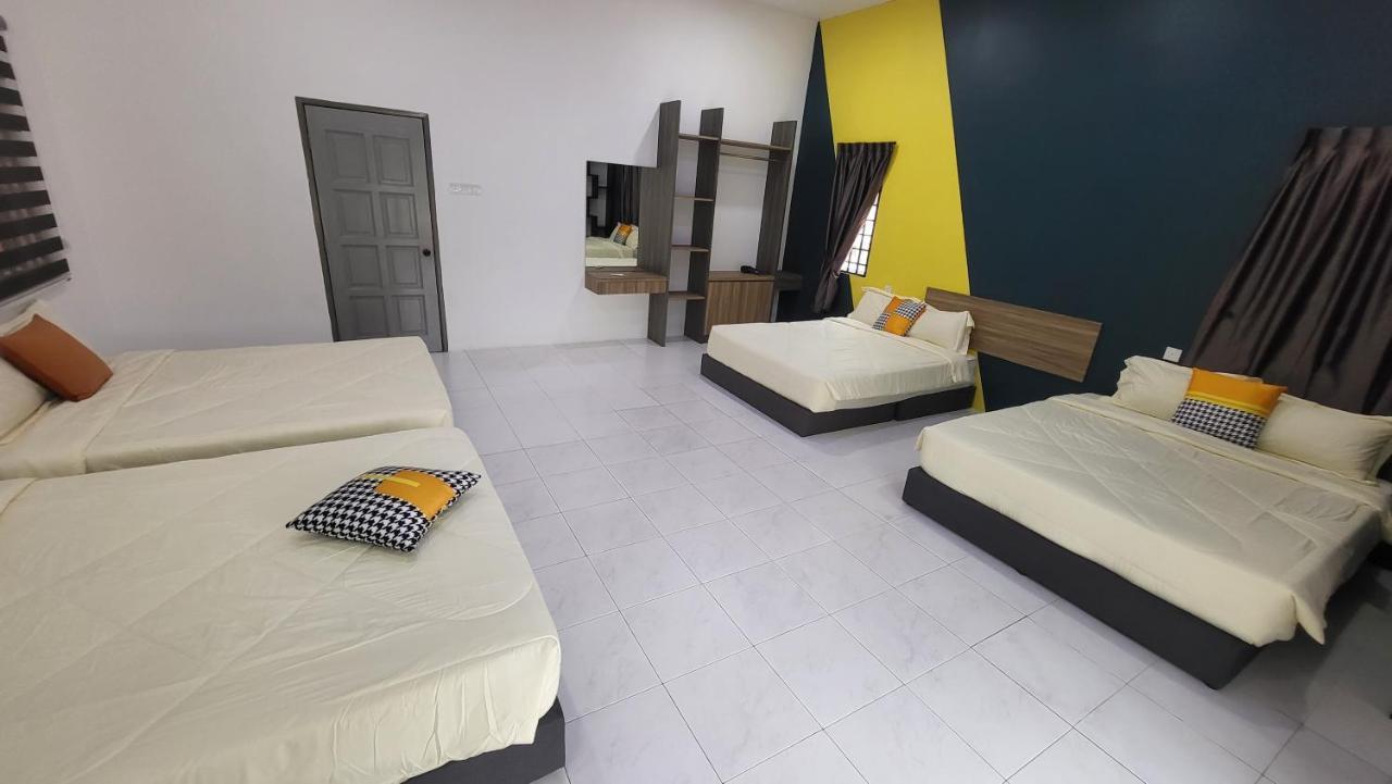 Ipoh Family Villa-Spacious Stay For 21 Or 42Pax Exterior photo