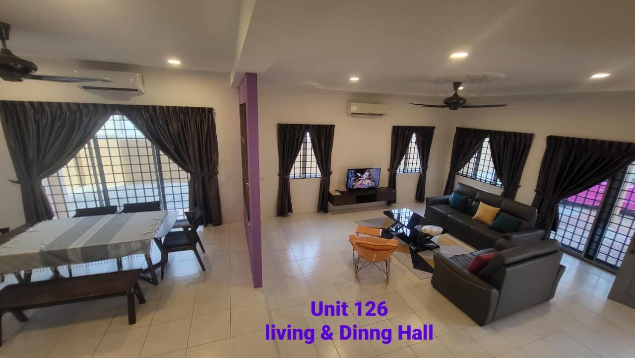 Ipoh Family Villa-Spacious Stay For 21 Or 42Pax Exterior photo
